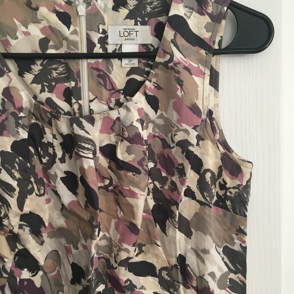 Floral LOFT dress with pockets
